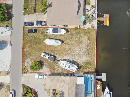 13612 Garris Dr, HUDSON, FL, 34667 | Card Image