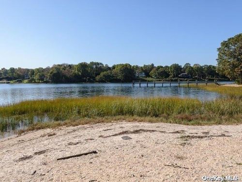 1 Pine Pt, Lloyd Harbor, NY, 11743-1018 | Card Image