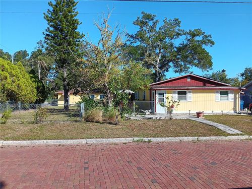 374 3rd St Nw, LARGO, FL, 33770-2475 | Card Image