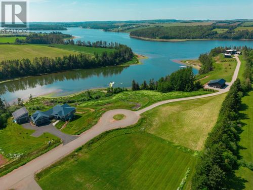 4 Lenny'S Lane, Clinton, PE, C0B1M0 | Card Image