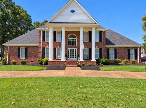 108 Redfield Dr, Jackson, TN, 38305-8526 | Card Image