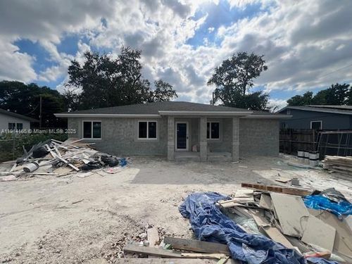 2240 Nw 152nd St, Miami Gardens, FL, 33054-2718 | Card Image