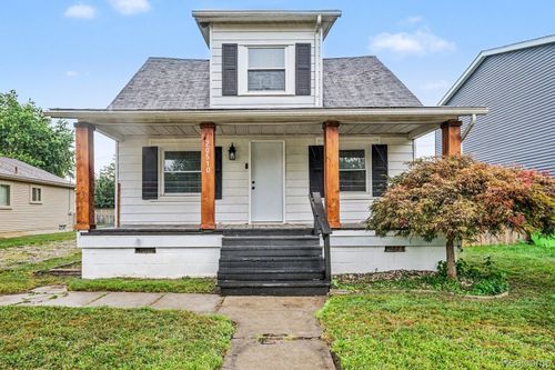 20510 Broadacres St, Clinton Twp, MI, 48035-4014 | Card Image