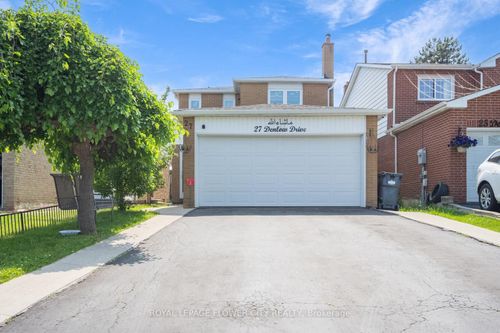 27 Denlow Dr, Brampton, ON, L6Y2L3 | Card Image