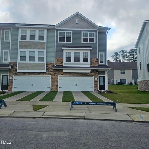 5330 River Reach Dr, Raleigh, NC, 27616-6867 | Card Image