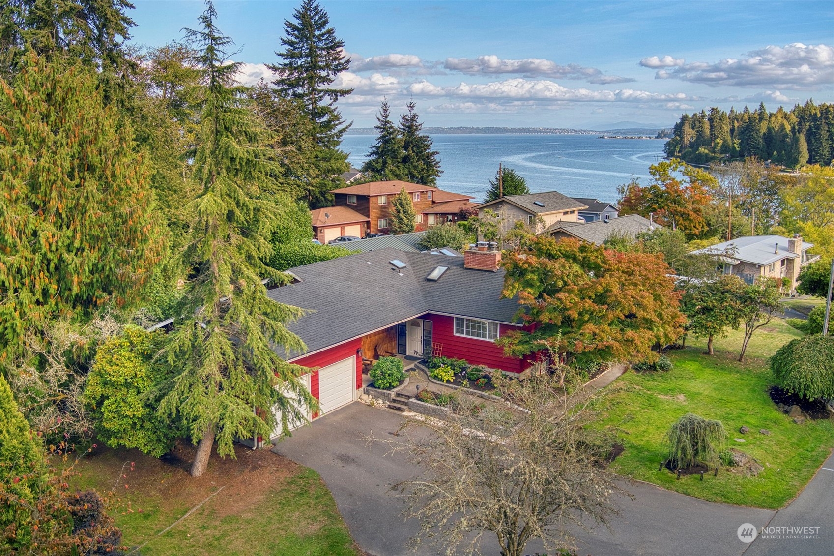 Mckinstry St, Suquamish, WA 98392