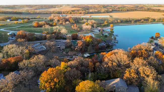 8121 Oak Ridge Dr, Home with 5 bedrooms, 3 bathrooms and null parking in Dexter IA | Image 6