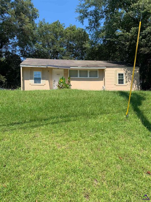 3905 Saint Charles Pl, Macon, GA, 31206-3563 | Card Image