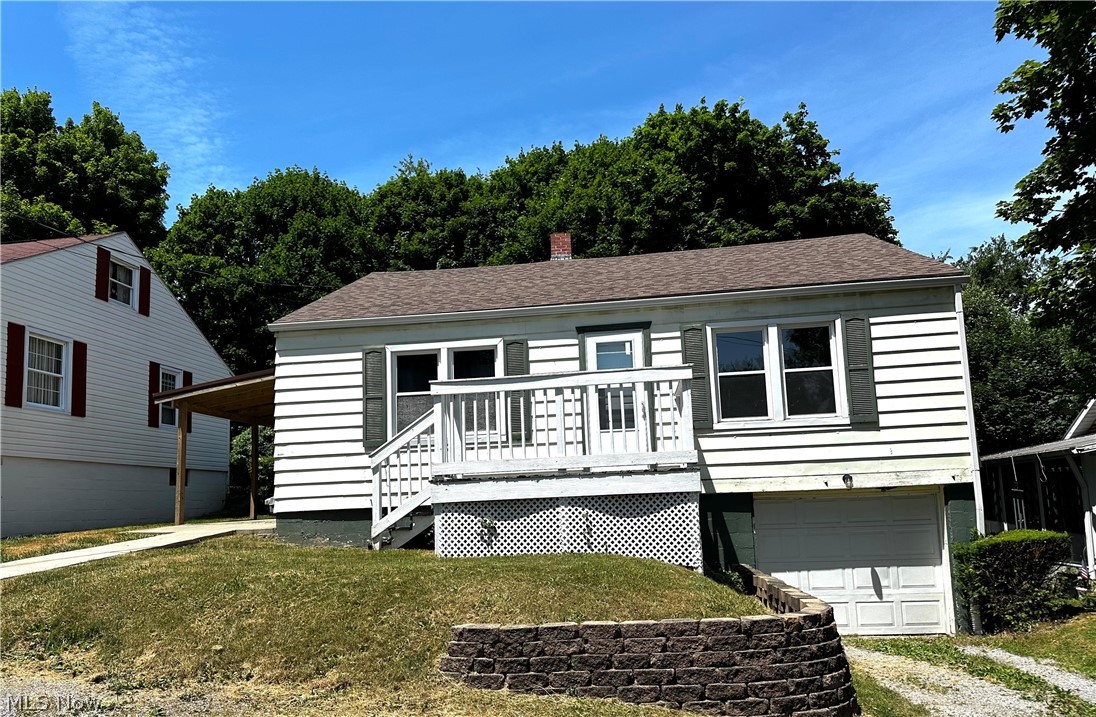 9th Ave, East Liverpool, OH 43920