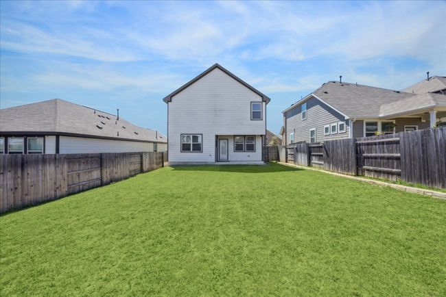 361 Silktassel Way, House other with 3 bedrooms, 3 bathrooms and 2 parking in Buda TX | Image 28