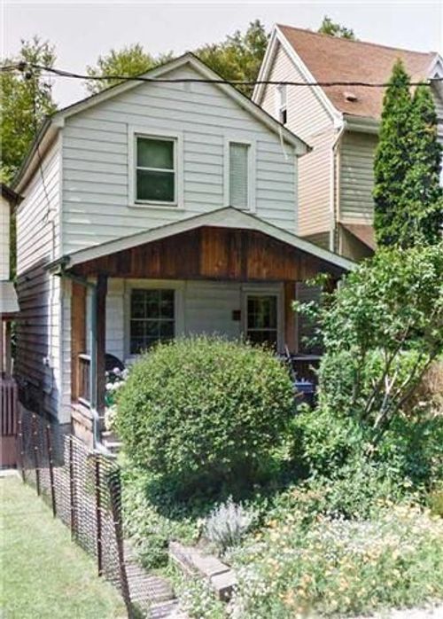 6 Boothroyd Ave, Toronto, ON, M4J3L8 | Card Image