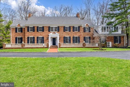 933 Great Rd, Princeton, NJ, 08540-1204 | Card Image