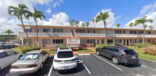 apt-9d-920 Sw 11th Ave, Hallandale Beach, FL, 33009-7710 | Card Image