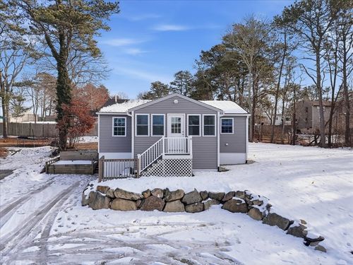 9 Blissful Ln, East Wareham, MA, 02538-1114 | Card Image