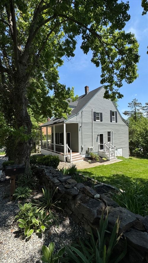 18 Baldwin St, Worcester, MA, 01604-2418 | Card Image