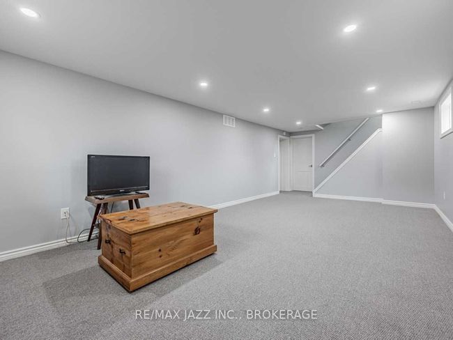 416 Annapolis Ave, House other with 3 bedrooms, 2 bathrooms and 2 parking in Oshawa ON | Image 23