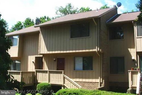 210-2461 Glengyle Dr, VIENNA, VA, 22181-5568 | Card Image