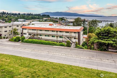 apt-103-1014 11th St, Bellingham, WA, 98225-6644 | Card Image