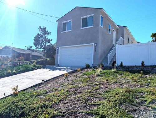 1236 Buena Vista Ave, Spring Valley, CA, 91977-4409 | Card Image