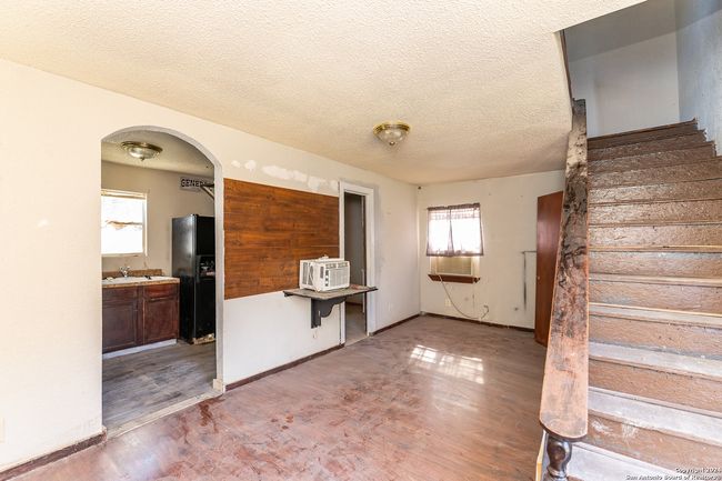 989 Oil Wl, Home with 3 bedrooms, 2 bathrooms and null parking in Pipe Creek TX | Image 25