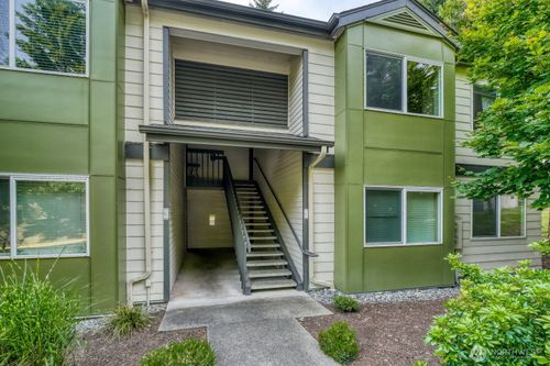 c204-31500 33rd Pl Sw, Federal Way, WA, 98023-5914 | Card Image