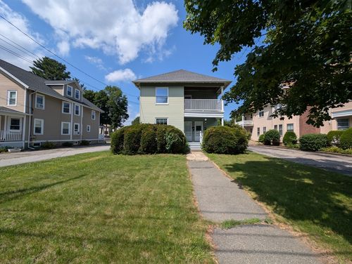 18 Pond St, Framingham, MA, 01702-6439 | Card Image