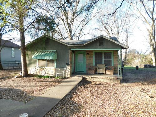 704 E 21st St, Bryan, TX, 77803-4125 | Card Image