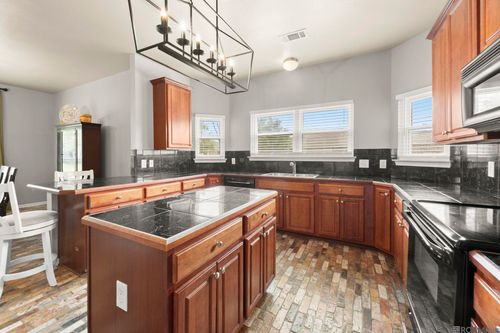 36385 Crestway Ave, Prairieville, LA, 70769-3272 | Card Image