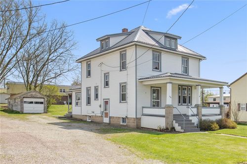 580 Sipesville Rd, Sipesville, PA, 15561-9002 | Card Image