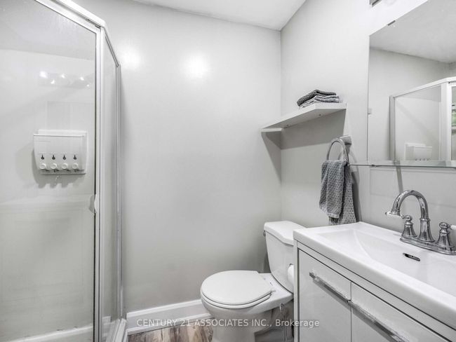 611 Preston Pky, House other with 3 bedrooms, 2 bathrooms and 4 parking in Cambridge ON | Image 28
