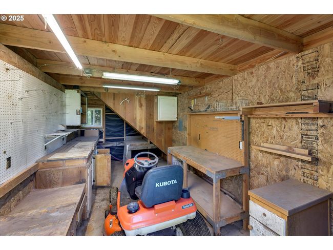 1206 Methodist Rd, House other with 3 bedrooms, 2 bathrooms and 1 parking in Hood River OR | Image 40