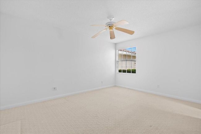 7747 Se Spicewood Cir, Home with 2 bedrooms, 2 bathrooms and null parking in Hobe Sound FL | Image 17