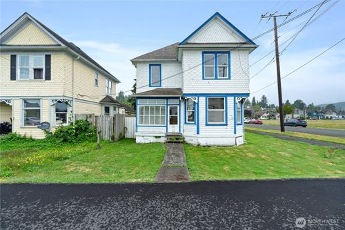 529 Emerson Ave, Hoquiam, WA, 98550-1854 | Card Image