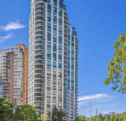 909-300 Bloor St E, Toronto, ON, M4W3Y2 | Card Image
