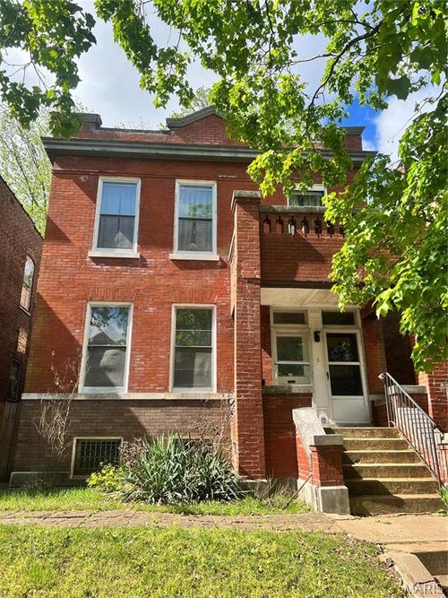 1st-712 Dover Pl, Saint Louis, MO, 63111-2342 | Card Image