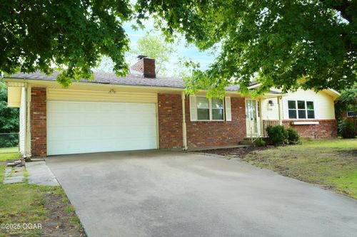 2709 Indiana Ave, Joplin, MO, 64804-2824 | Card Image