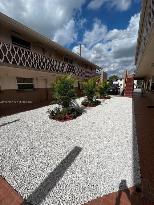 6-664 W 29th Street, Hialeah, FL, 33012 | Card Image