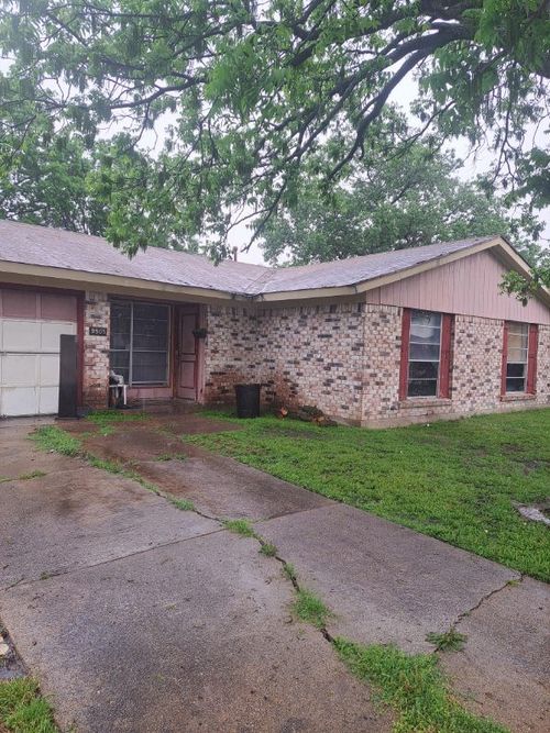 9505 Frostwood St, Dallas, TX, 75217-2551 | Card Image