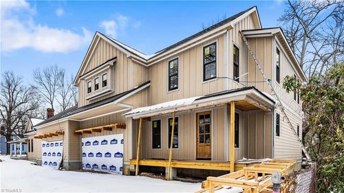 901 Cherry St, Greensboro, NC, 27401-1421 | Card Image