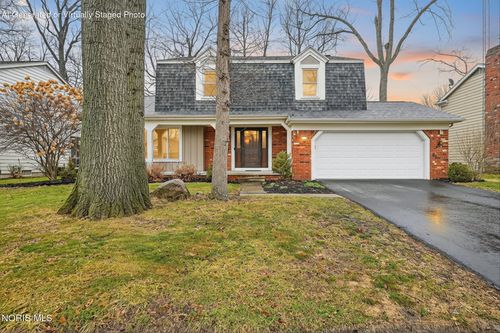 4624 Vicksburg Dr, Sylvania, OH, 43560-3214 | Card Image