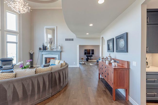 Living to family room | Image 38