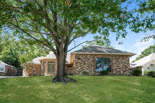 524 Jeff Grimes Blvd, Desoto, TX, 75115-4676 | Card Image
