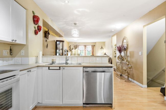 61 - 12711 64 Ave, Townhouse with 3 bedrooms, 2 bathrooms and 2 parking in Surrey BC | Image 16