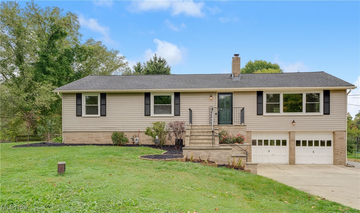 Joy Acres Ln, Chardon, OH 44024