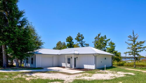9019 Pecan St, Youngstown, FL, 32466-2619 | Card Image