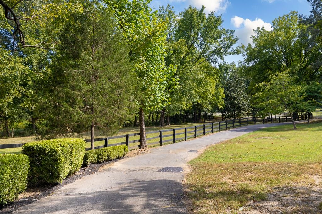 Macon Rd, Collierville, TN 38017
