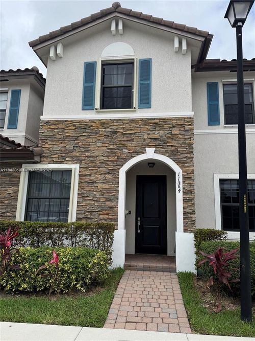 11564 Sw 151st Ave, Miami, FL, 33196-2540 | Card Image