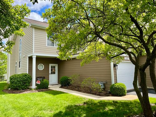 547 Woodcrest Drive, Mundelein, IL, 60060 | Card Image