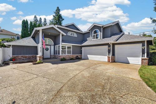 6153 Kenneth Oak Way, Fair Oaks, CA, 95628 | Card Image
