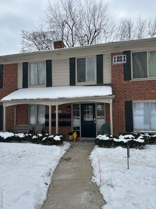 206-11410 Canal Rd, Sterling Heights, MI, 48314-1574 | Card Image